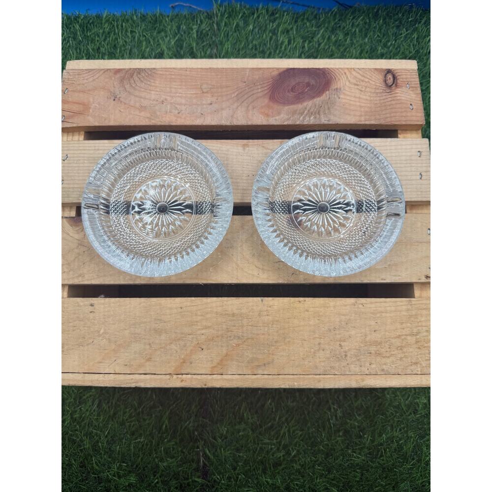 Vintage Cut Clear Glass Starburst Sunburst Round Ashtrays - Set of 2 - 4.25”